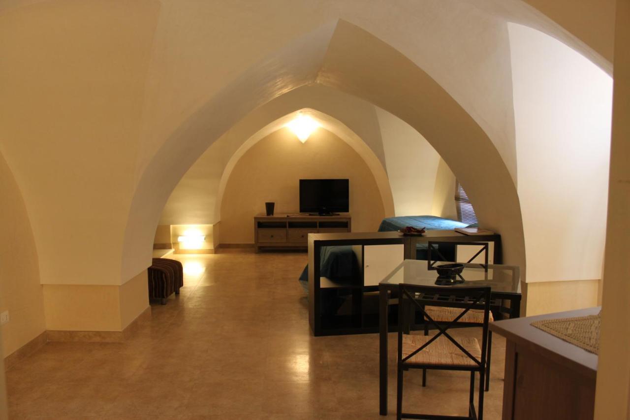 Dimora Storica "Casa Sicuro" Bed & Breakfast Martano Room photo